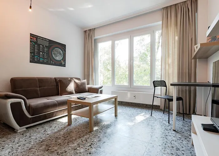 Space Art アパート