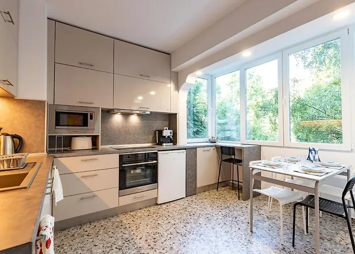 アパート Space Art *